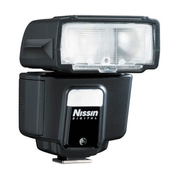 Nissin i40 Compact Flash for Fujifilm Cameras