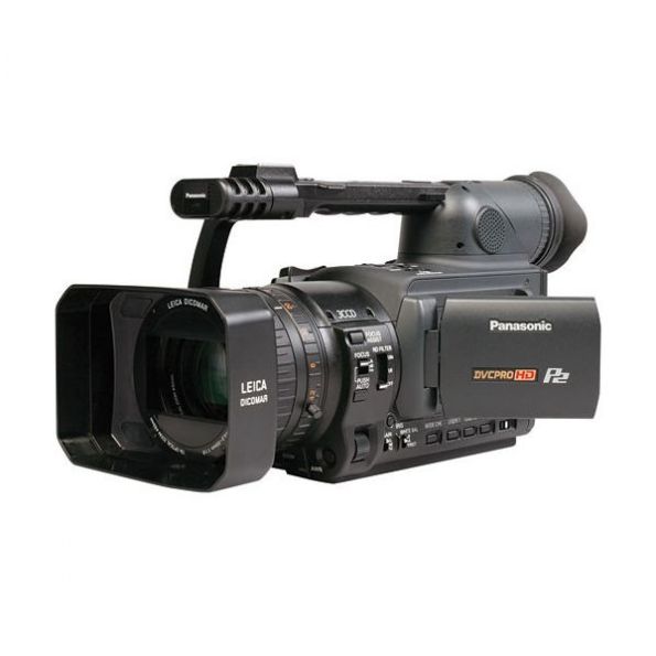 Panasonic AG-HVX200 3-CCD DVC Pro P2 HD Camcorder